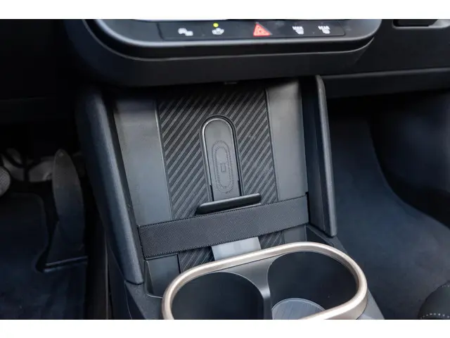 MINI 3-Deurs Cooper C 2024 Benzine 32