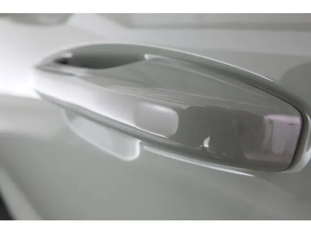 Volvo XC40 2.0 B4 Plus Dark 2024 Hybride Benzine 26