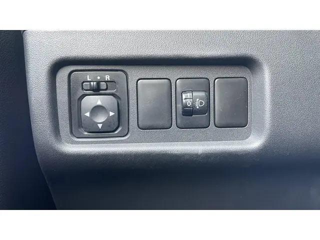 Mitsubishi Space Star 1.2 Connect+ 2024 Benzine 26