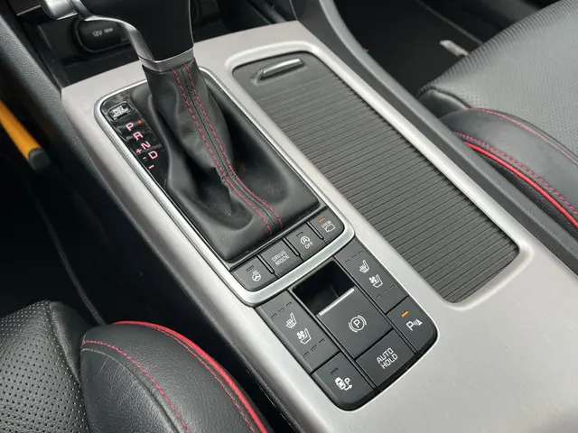 Kia Optima Sportswagon 1.6 T-GDI GT-Line 2019 Benzine 15