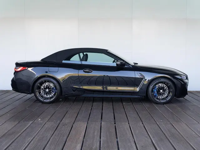 BMW M4 Cabrio xDrive Competition 2022 Benzine 6