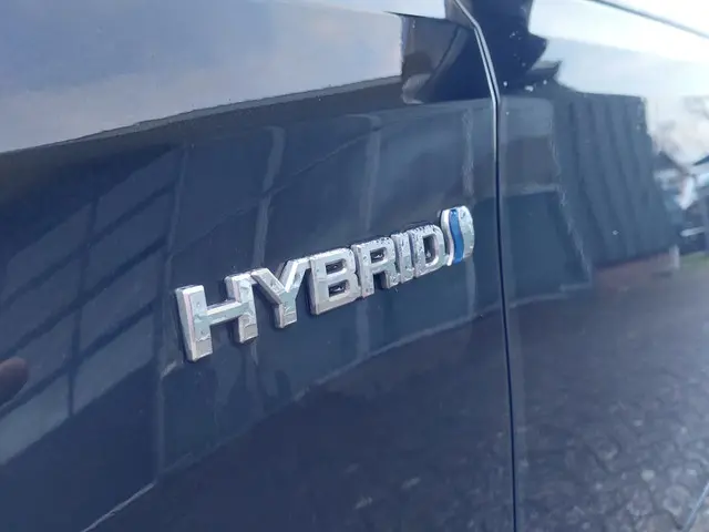 Toyota Auris 1.8 Hybrid Aspiration 2015 Hybride Benzine 17