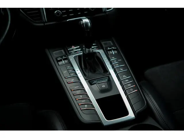 Porsche Macan 3.0 GTS 2018 Benzine 16