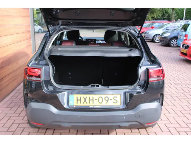 Citroën C4 Cactus 1.2 PureTech Feel 2018 Benzine 11