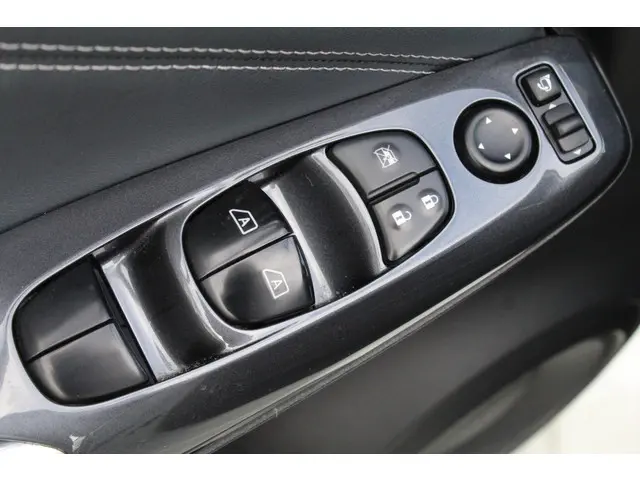 Nissan Juke 1.0 DIG-T N-Connecta 2020 Benzine 6