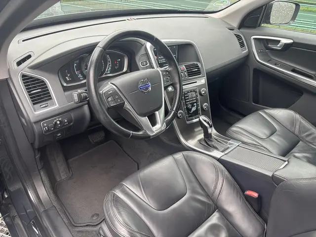 Volvo XC60 2.0 T5 FWD Summum 2014 Benzine 13