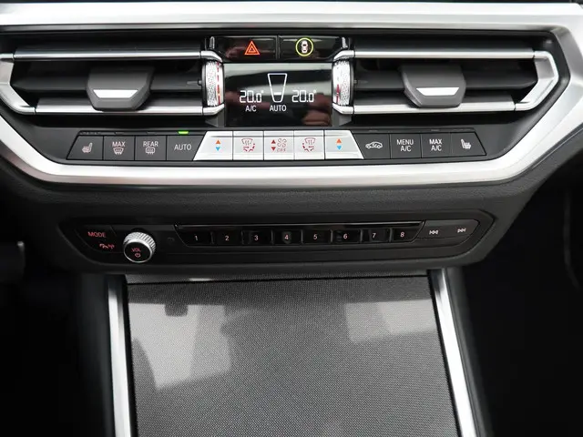 BMW 3 Serie Touring M340i xDrive 2022 Benzine 20