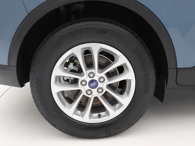 Ford Kuga 2.5 PHEV Titanium X Navi. 2023 Hybride Benzine 26