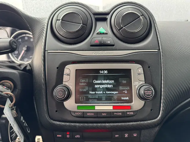 Alfa Romeo MiTo 0.9 TwinAir Exclusive 2016 Benzine 30