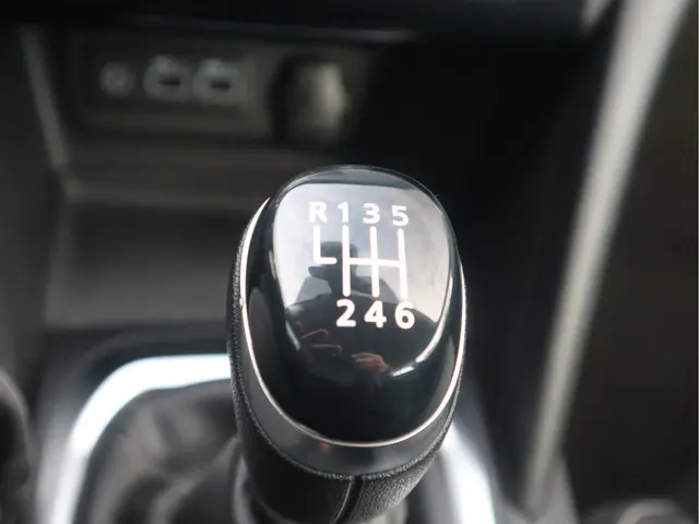 Renault Mégane Estate 1.3 TCe 140 2023 Benzine 32