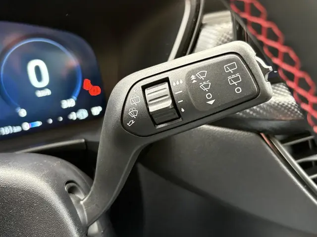 Ford Kuga 2.5 PHEV ST-Line X 2025 Hybride Benzine 23