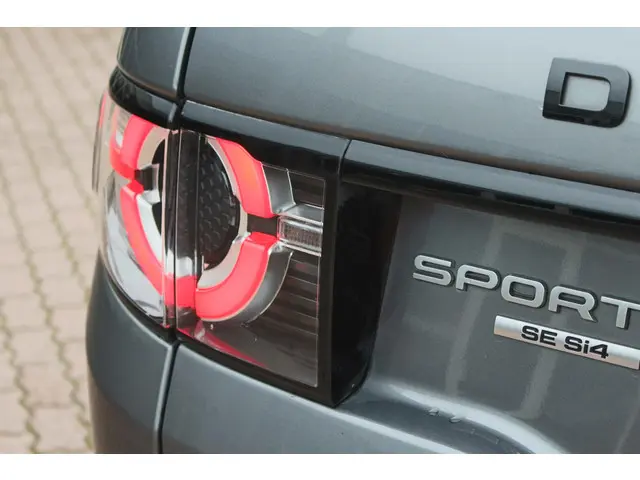 Land Rover Discovery Sport 2.0 Si4 4WD SE 2016 Benzine 10