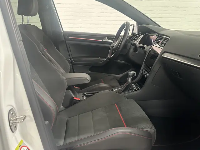 Volkswagen Golf 2.0 TSI GTI Performance 2018 Benzine 18