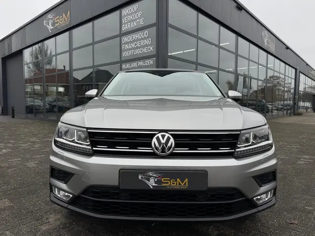 Volkswagen Tiguan 2.0 TSI 4Motion Highline 2016 Benzine 37