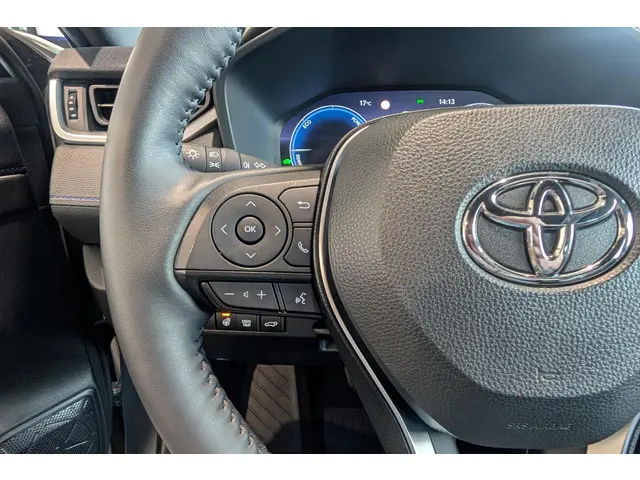 Toyota RAV4 AWD Bi-tone 2025 Hybride Benzine 25