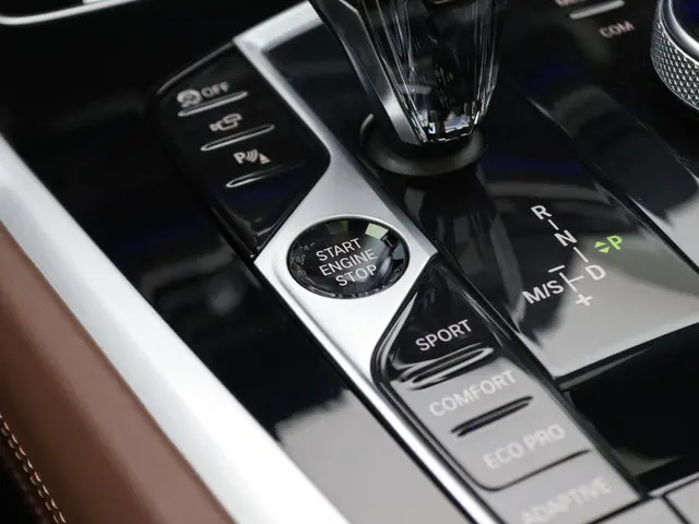 BMW X6 xDrive40i 2021 Benzine 26