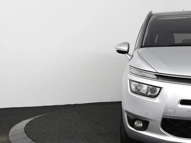Citroën Grand C4 Picasso 1.6 THP Business 2014 Benzine 25