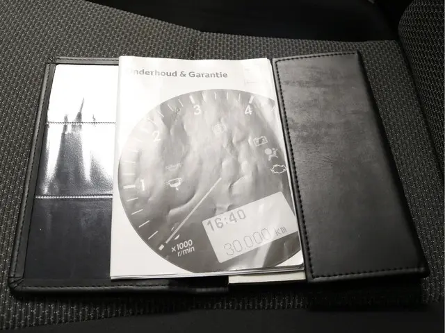 Toyota Yaris 1.5 Hybrid Trend 2016 Hybride Benzine 21