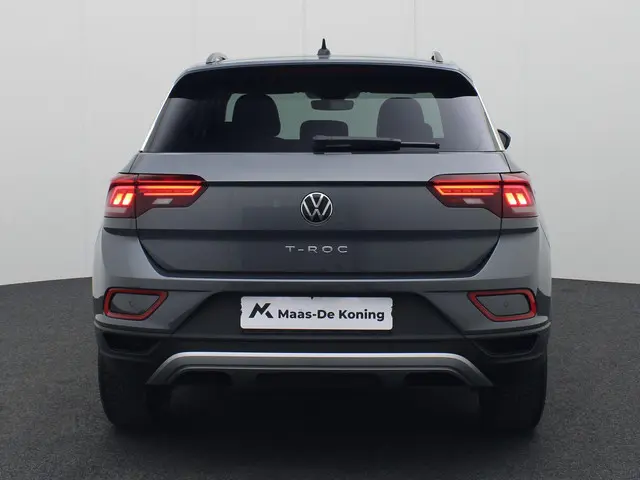 Volkswagen T-Roc 1.0TSI/116PK Life 2025 Benzine 33