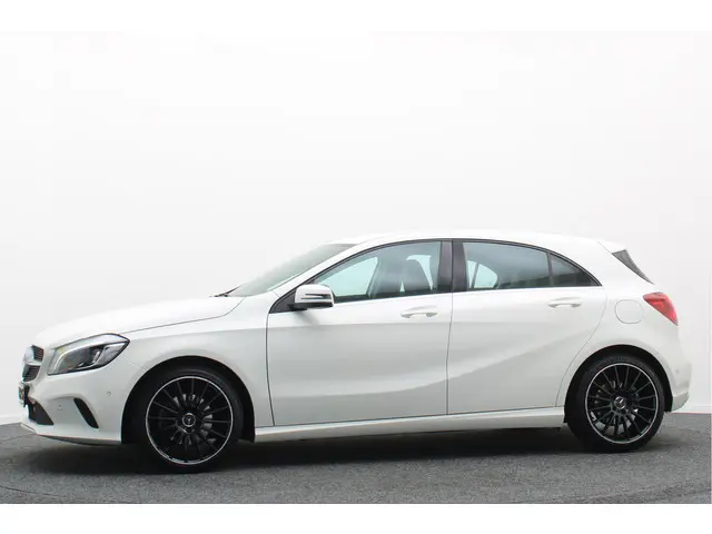 Mercedes-Benz A-Klasse 180 Ambition AMG 2016 Benzine 7