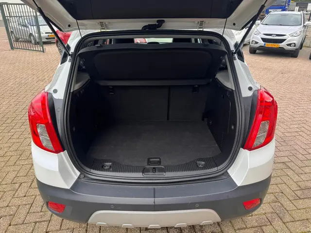 Opel Mokka 1.4 T Cosmo 4x4 2013 Benzine 13