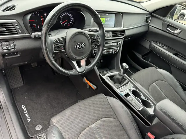 Kia Optima 1.7 CRDI ComfortPlusline 2016 Diesel 17