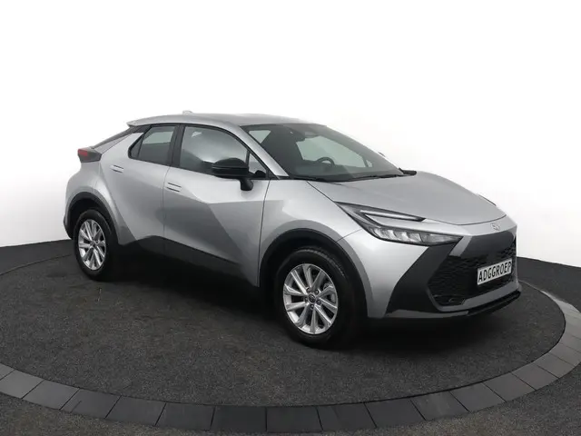 Toyota C-HR 1.8 Hybrid 140 Active 2025 Hybride Benzine 13
