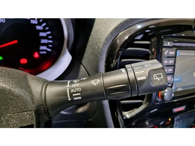 Nissan Juke 1.2 DIG-T Connect Edition 2015 Benzine 14