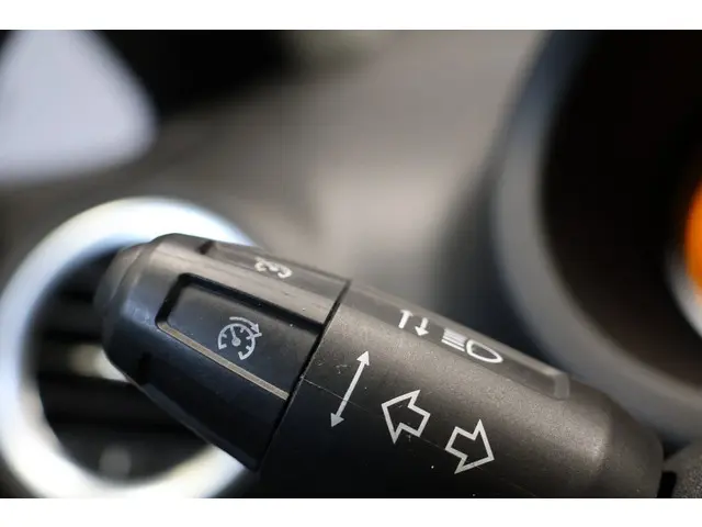 Opel Corsa 1.4-16V BlitZ |Navi|Climate|Cruise| 2014 Benzine 17