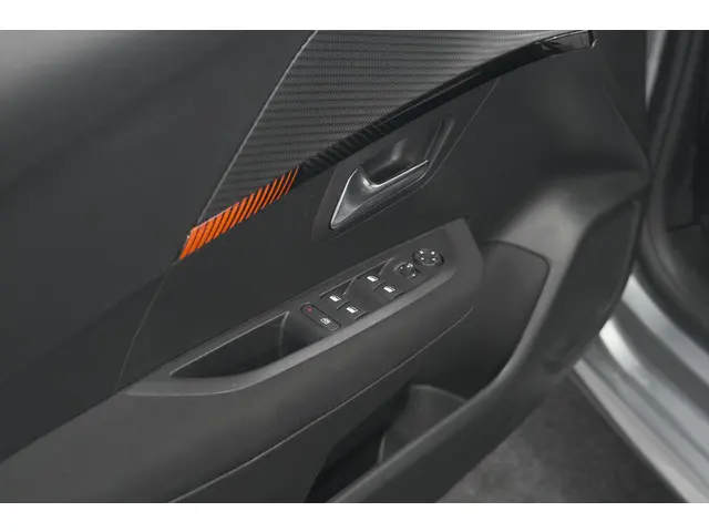 Peugeot 208 PureTech 100 EAT8 Active Pack 2023 Benzine 22