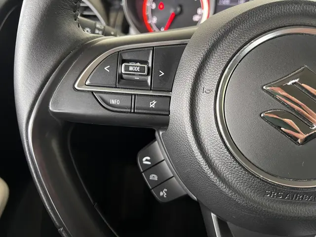 Suzuki Swift 1.0 Select 2019 Benzine 10