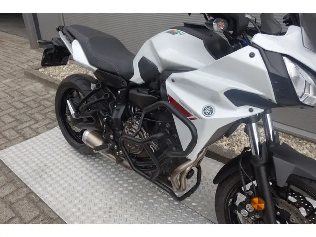 Yamaha TRACER 700 ABS 2020 Benzine 28