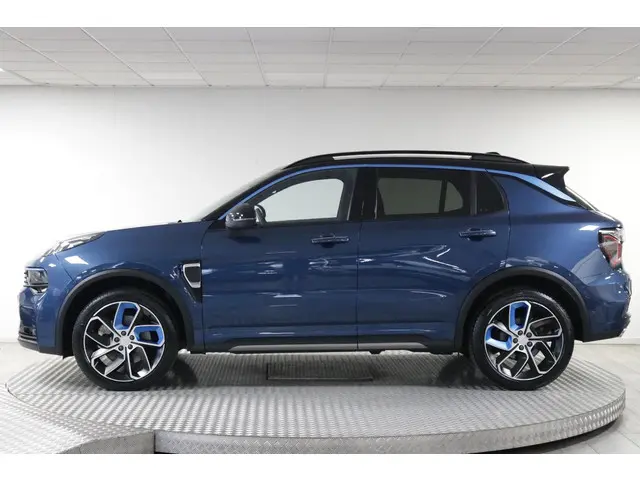Lynk & Co 01 1.5 2023 Hybride Benzine 8