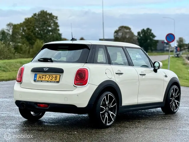 MINI One Mini 1.5 Pepper, Lm velgen , Led, 2021 !! 2021 Benzine 9