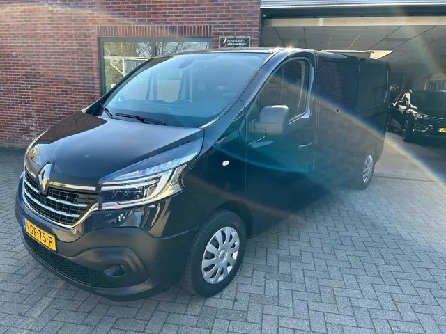 Renault Trafic 2.0 dCi 145 T29 L2H1 Luxe 2020 Diesel