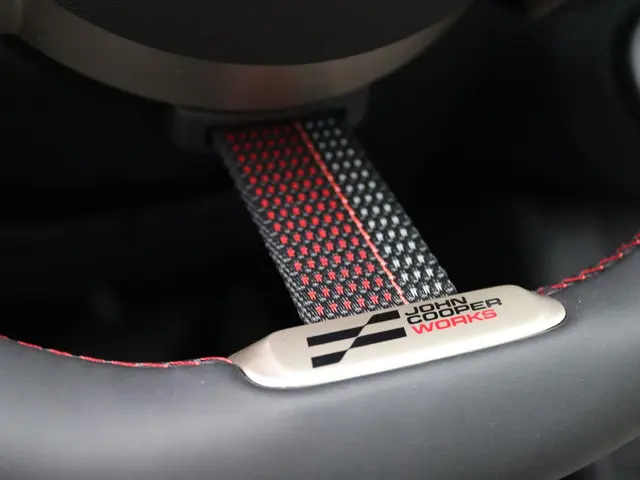 MINI 3-Deurs Cooper 2025 Benzine 18