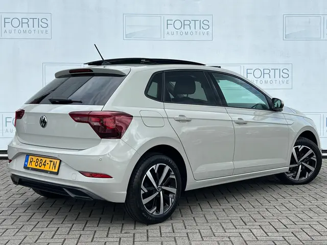 Volkswagen Polo 2