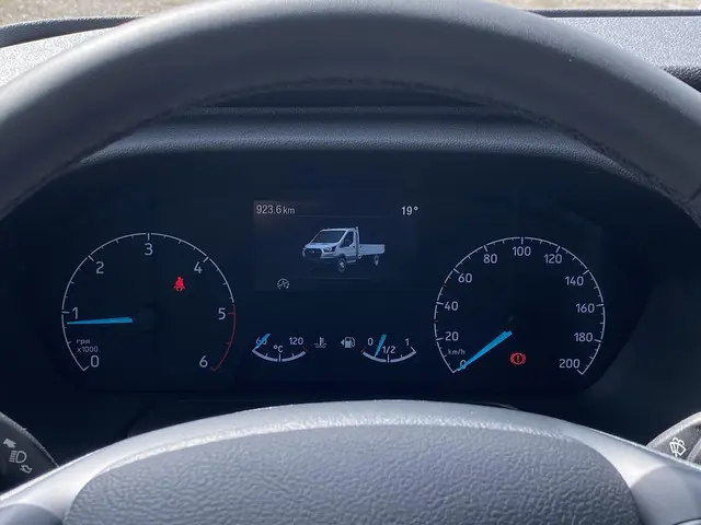 Ford Transit 350 2.0 TDCI L4H1 Trend RWD 2024 Diesel 26