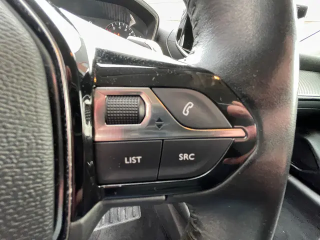 Peugeot 208 1.2 Turbo Active AUTOMAAT 2020 Benzine 19