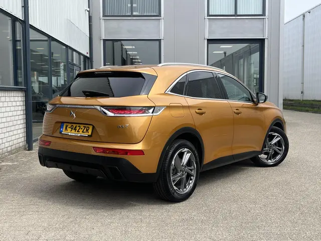 DS DS 7 Crossback 1.2 PureTech So Chic 2021 Benzine 2