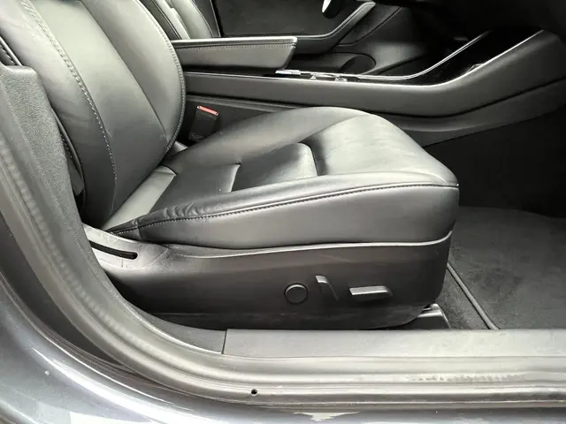 Tesla Model 3 Performance AWD 75 kWh 2019 Elektrisch 25