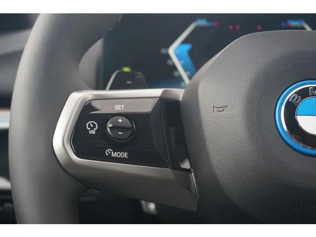 BMW 5 Serie Touring 550e xDrive 2026 Hybride Benzine 15