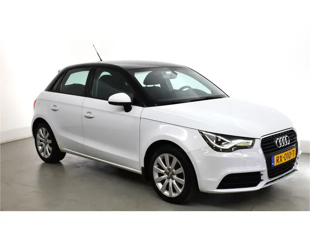 Audi A1 1.2 TFSI Sportback: 2014 Benzine 17