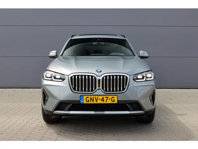 BMW X3 xDrive30e High Executive 2023 Hybride Benzine 63