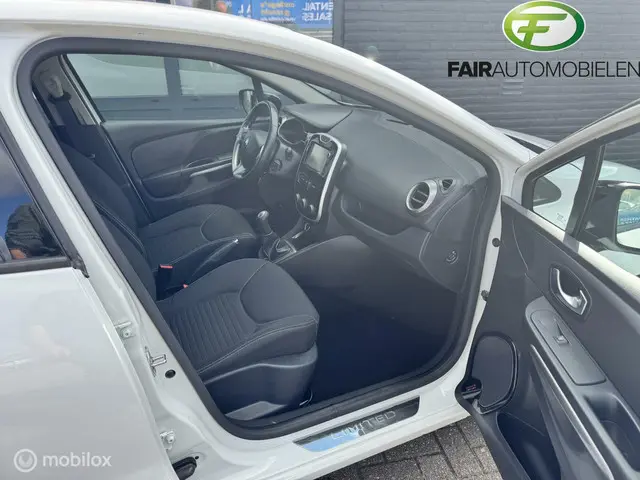 Renault Clio 1.2 16V 2016 Benzine 11