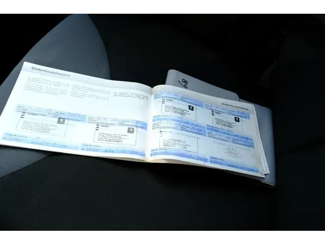 Peugeot 107 1.0 Blue Lease 5-drs Airco 2013 Benzine 12