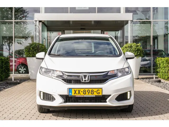 Honda Jazz 1.3i VTEC TREND 2019 Benzine 50