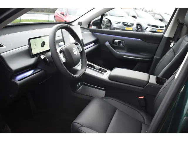 Leapmotor C10 REEV Design 28.4 kWh 2025 Hybride Benzine 23