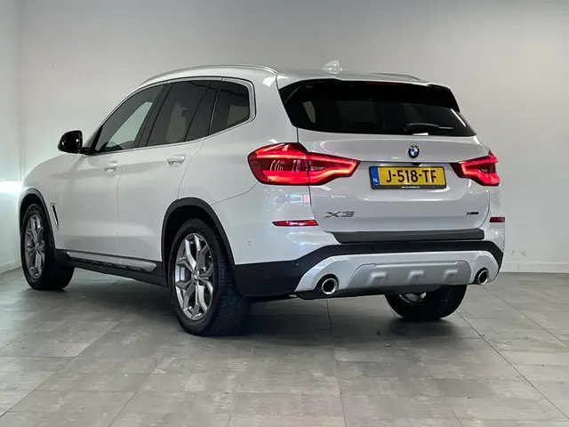BMW X3 xDrive20i High Executive 2019 Benzine 9