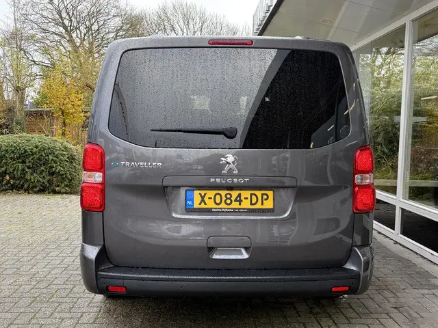 Peugeot e-Traveller Long 75 kWh 2023 Elektrisch 6